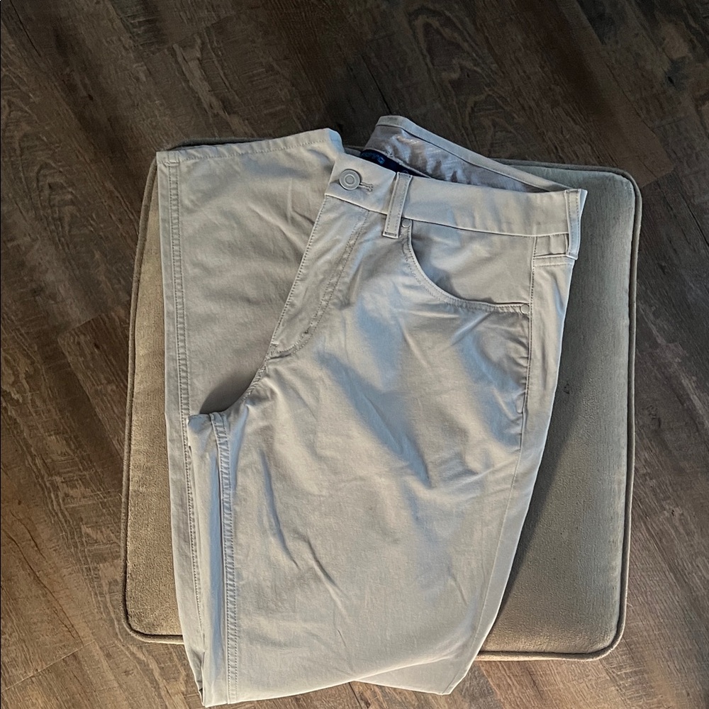 Vineyard Vines Gray On the Go Pants